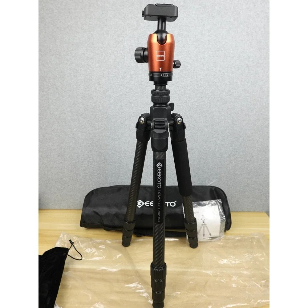 Geekoto CT25Plus Carbon Fiber Tripod w/Carrying Bag Lightweight & Adjustable